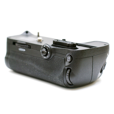 Батарейный блок SKW Nikon D7000 (Nikon MB-D11)