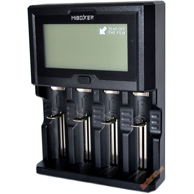 Быстрое зарядное устройство Miboxer C4-12 с дисплеем для Li-Ion, Ni-Mh и Ni-Cd аккумуляторов. Ток -12А!