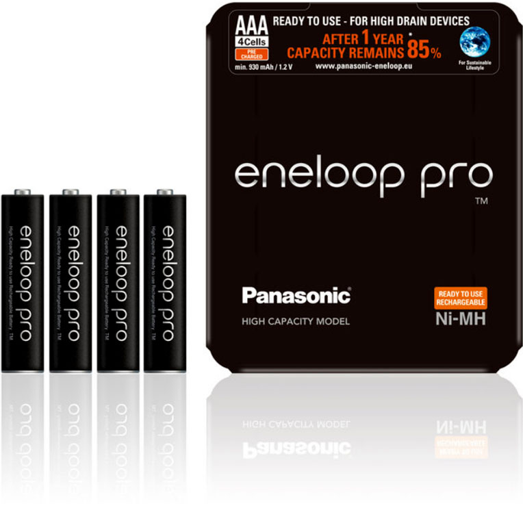 Минипальчиковые аккумуляторы Panasonic Eneloop Pro AAA 980 mAh в пластиковом блистере.