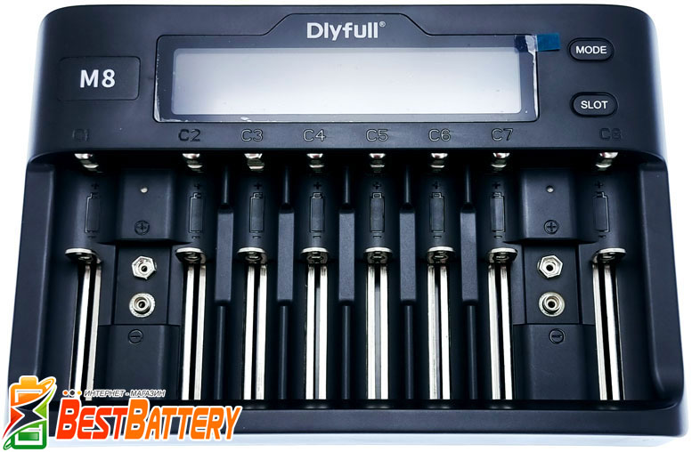 DLY Full M8 - универсальное многоканальное зарядное устройство для различных типов и форматов аккумуляторов.