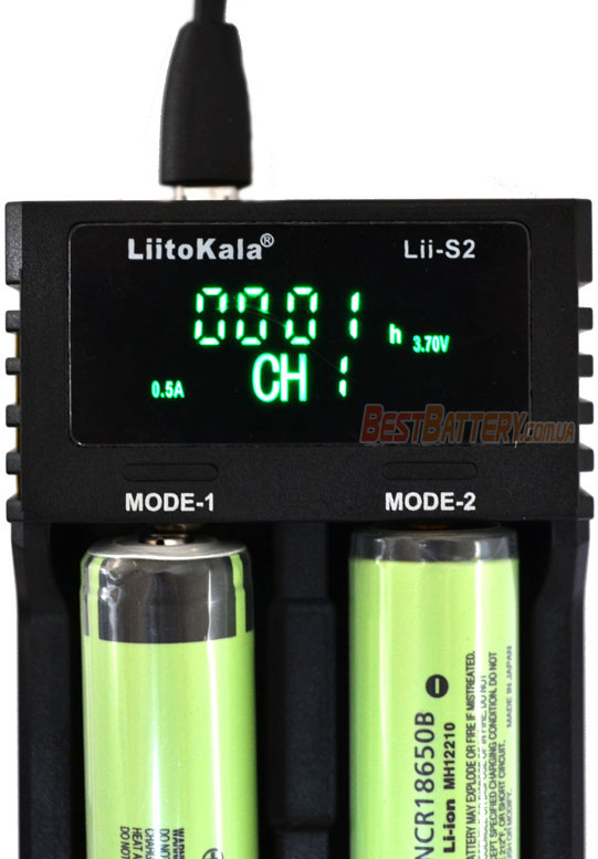 Зарядное устройство Liitokala Lii S2 - отображение времени работы на дисплее.