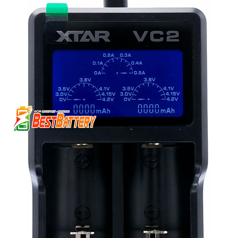 Зарядное устройство XTar VC2 имеет информационный LCD дисплей с подсветкой.